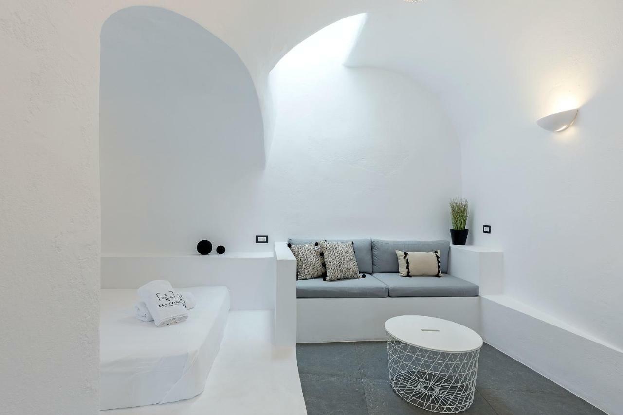 Alluvial Santorini *